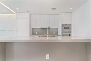 700 NE 24th St, Miami, FL 33137 - Photo 3