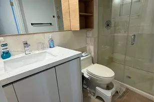 3610 Yacht Club Dr, Aventura, FL 33180 - Photo 17