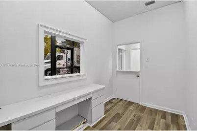 3801 N University Dr #502, Sunrise, FL 33351 - Photo 9