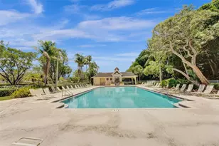 7858 Dixie Beach Cir, Tamarac, FL 33321 - Photo 3