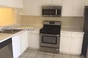 7858 Dixie Beach Cir, Tamarac, FL 33321 - Photo 15
