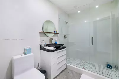 517 S Riverside Dr #., Pompano Beach, FL 33062 - Photo 5