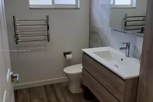 7467 NW 169th Ln, Hialeah, FL 33015 - Photo 11