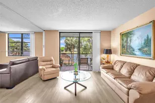 1101 Colony Point Cir, Pembroke Pines, FL 33026 - Photo 1
