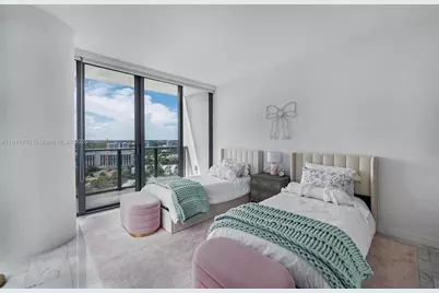 650 NE 32nd St #2101, Miami, FL 33137 - Photo 31