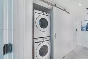 650 NE 32nd St, Miami, FL 33137 - Photo 27