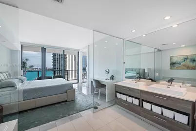 650 NE 32nd St #2101, Miami, FL 33137 - Photo 9