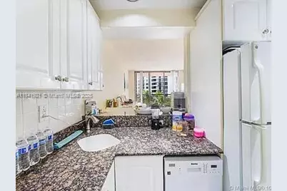 540 Brickell Key Dr #603, Miami, FL 33131 - Photo 7