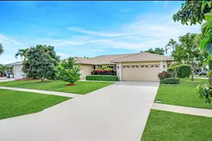 10126 Crosswind Rd, Boca Raton, FL 33498 - Photo 1