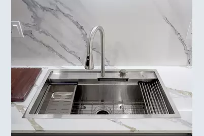 18071 Biscayne Blvd #1202, Aventura, FL 33160 - Photo 5