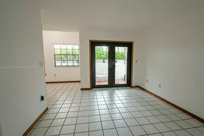 3542 SW 17 Street #2B, Miami, FL 33145 - Photo 3