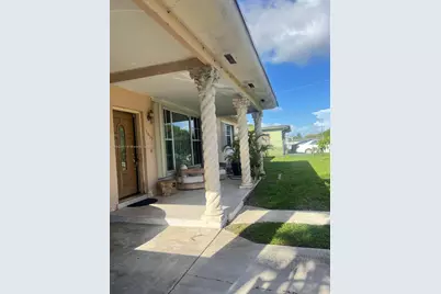 3435 NW 80th St, Miami, FL 33147 - Photo 7