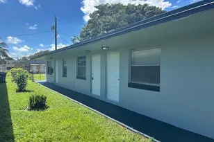 851 SW 9th St, Hallandale Beach, FL 33009 - Photo 1