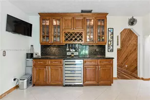 5600 SW 195th Terrace, Southwest Ranches, FL 33332 - Photo 9