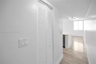 850 N Miami Ave, Miami, FL 33136 - Photo 17