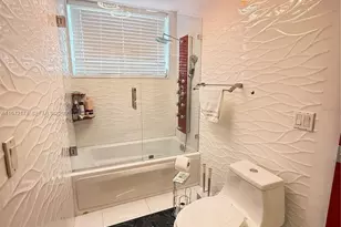 747 W 78th St, Hialeah, FL 33014 - Photo 23
