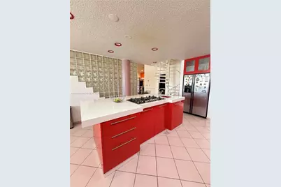 747 W 78th St, Hialeah, FL 33014 - Photo 11