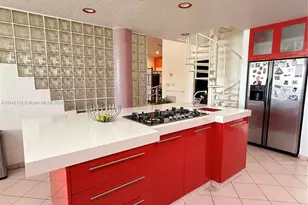 747 W 78th St, Hialeah, FL 33014 - Photo 11