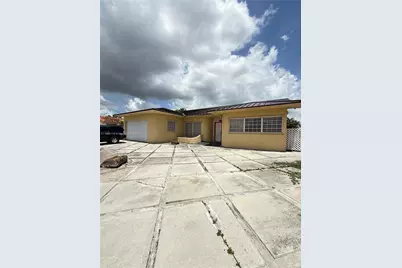 747 W 78th St, Hialeah, FL 33014 - Photo 37