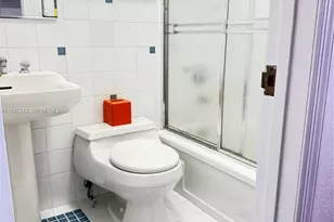 747 W 78th St, Hialeah, FL 33014 - Photo 27