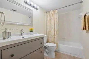 19999 E Country Club Dr, Aventura, FL 33180 - Photo 33