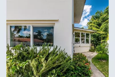 2616 NE 26th Ave, Lighthouse Point, FL 33064 - Photo 27