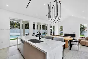 58 NE 45th St, Miami, FL 33137 - Photo 3
