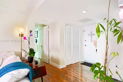 11111 Biscayne Blvd #20E, Miami, FL 33181 - Photo 1