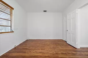 8826 Emerson Ave, Surfside, FL 33154 - Photo 19