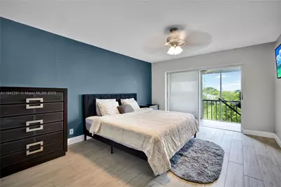 950 Hillcrest Dr #414, Hollywood, FL 33021 - Photo 15
