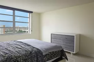 2780 NE 183rd St, Aventura, FL 33160 - Photo 9