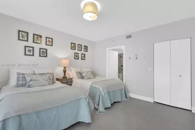 488 NE 18th St #2511, Miami, FL 33132 - Photo 25