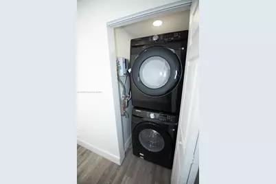 3045 SW 21st St, Miami, FL 33145 - Photo 7