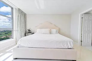 3500 Mystic Pointe Dr, Aventura, FL 33180 - Photo 9