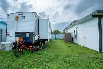 9441 Caribbean Blvd, Cutler Bay, FL 33189 - Photo 9