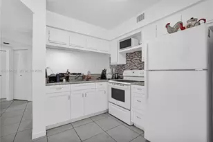 9159 SW 141st Pl, Miami, FL 33186 - Photo 11