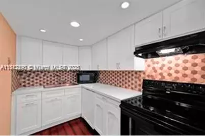 1720 NW N River Dr #411, Miami, FL 33125 - Photo 7