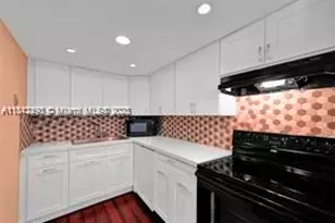 1720 NW N River Dr, Miami, FL 33125 - Photo 7