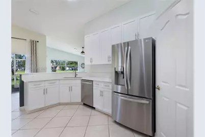 2549 Egret Lake Dr, Greenacres, FL 33413 - Photo 25