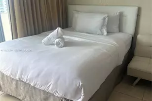 19201 Collins Ave, Sunny Isles Beach, FL 33160 - Photo 11