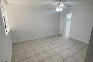 10500 SW 108th Ave, Miami, FL 33176 - Photo 11