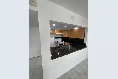 10500 SW 108th Ave #B410, Miami, FL 33176 - Photo 5