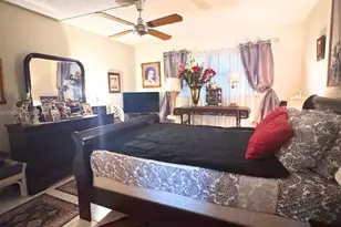 7787 Golf Cir Dr, Margate, FL 33063 - Photo 21