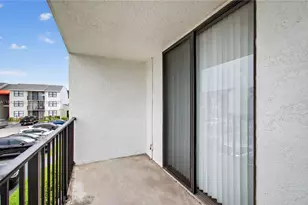 [Address not provided], West Palm Beach, FL 33401 - Photo 35