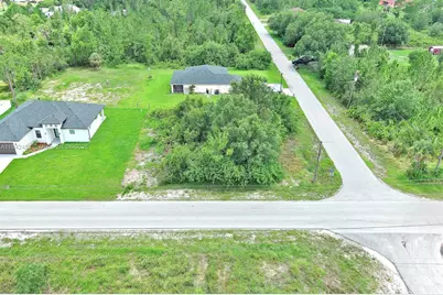 2500 E 10th St, Lehigh Acres, FL 33936 - Photo 9