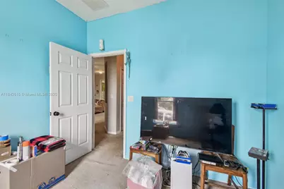 419 Cierra Oaks Cir, Other City - In The State Of Florida, FL 32159 - Photo 25