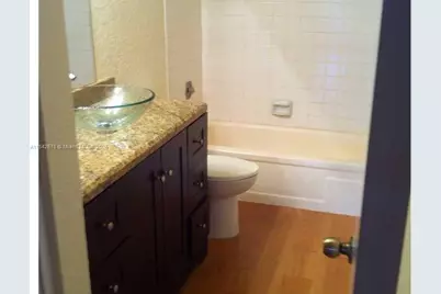 5530 NW 44th St #411C, Lauderhill, FL 33319 - Photo 7