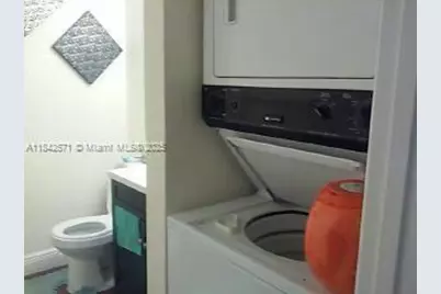 5530 NW 44th St #411C, Lauderhill, FL 33319 - Photo 11