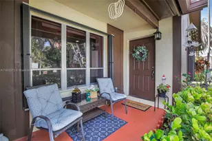 2078 SW 71st Way, Davie, FL 33317 - Photo 3