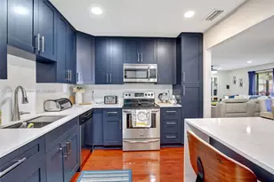 2078 SW 71st Way, Davie, FL 33317 - Photo 15